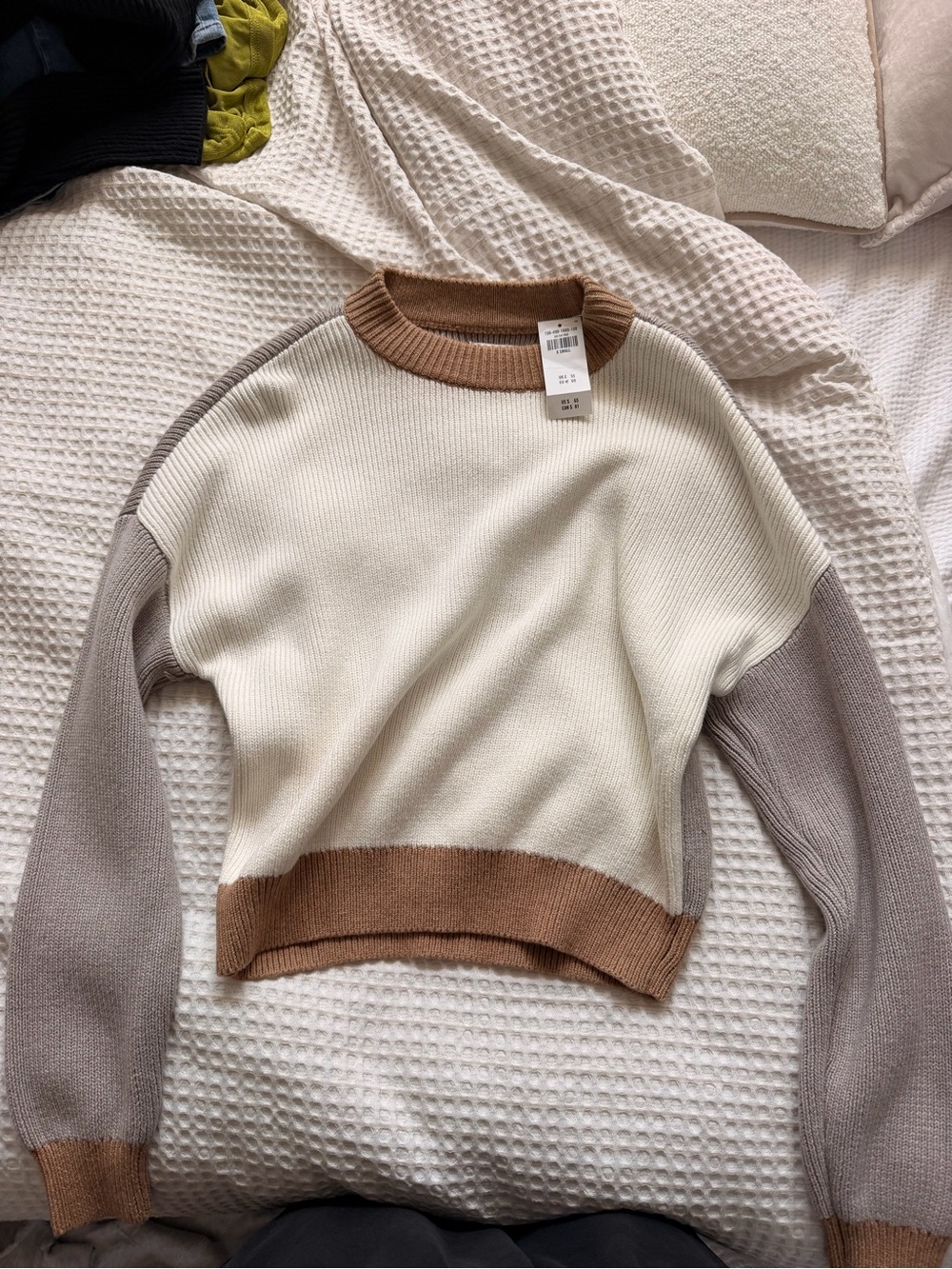 Abercrombie Women’s Colorblock Crewneck Sweater - Gray Cream & Taupe